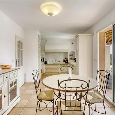 Thymfalaise - Heated Pool, Sea-view, Close To