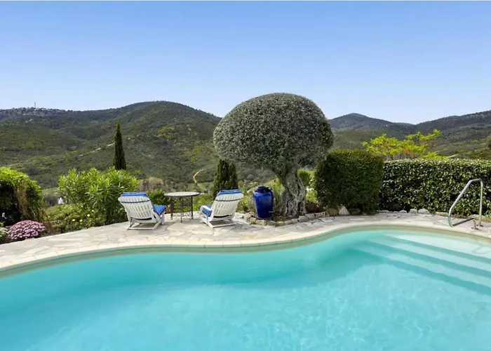 With Pool And Seaview * Roquebrune-sur-Argens